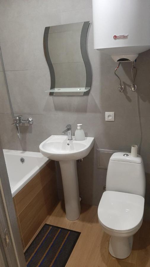 Проспект Александра Поля 109. Проспект Кирова Apartment Dnipro Exterior photo
